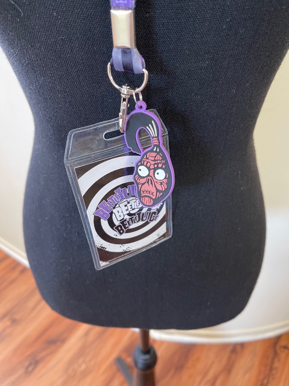Beetlejuice reversible Shrunken Head Lanyard & Badge Holder - NEW